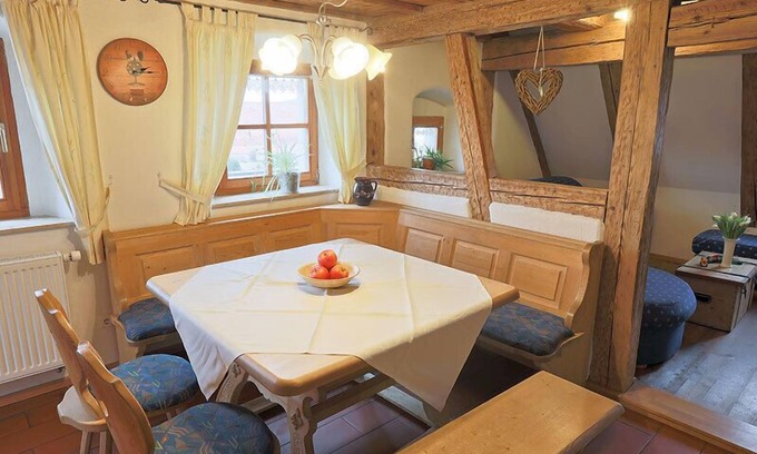 Hottingen Apartment | Geräumige FeWo (135qm) mit Galerie
