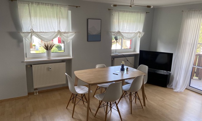 Bergen Apartment | Geräumige und Modern Eingerichtete Ferienwohnung für Familien in Bergen