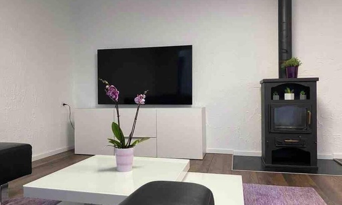 Hunzenschwil Apartment | Geräumige Wohnung im Schweizer Vekehrspunkt