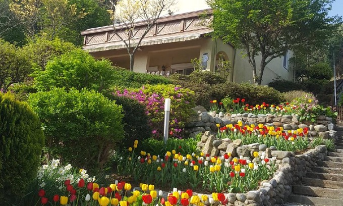Mulgol Condo | German Village Gelbe Haus