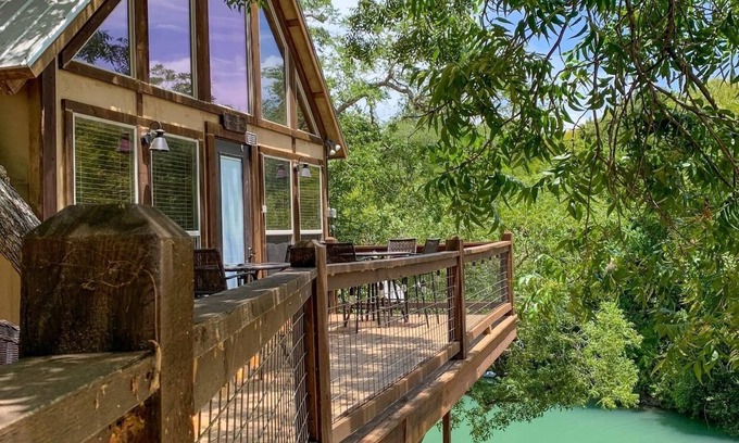 Seguin House | Geronimo Creek Retreat