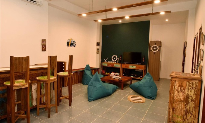 Gerupuk Bed & Breakfast | Gerupuk Homestay - Surfers Chillout