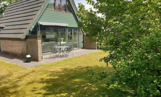 Sint Maartensvlotbrug House | Geschmackvoll Eingerichtetes Ferienhaus, 4 Personen, Wlan