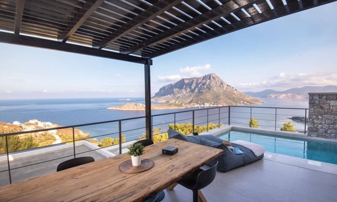 Kamari Apartment | Gestema Residences