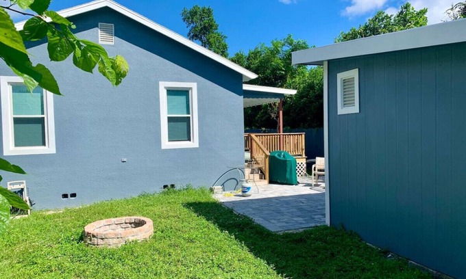 Winter Haven House | Getaway Clubhouse 5 mil Legoland & .5 mil Downtown