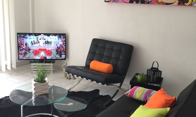 Six-Fours-les-Plages Apartment | GETAWAY FOR TWO - GREAT COMFORT RENTAL - 50 M2