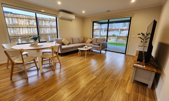 Newborough House | Getaway on Amaroo Way