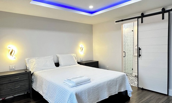 Lutz Apartment | GETAWAY/PRIVATE SUITE C,