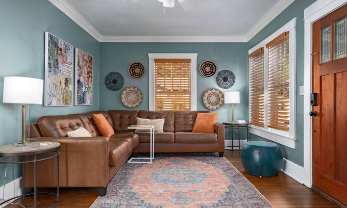 Crestline Heights House | Getaway to Crestwood Cottage!
