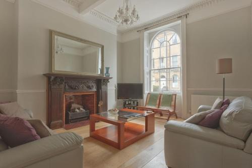 Bath Apartment | GFF Elegant & Central & Spacious 2 Bed Home with Garden