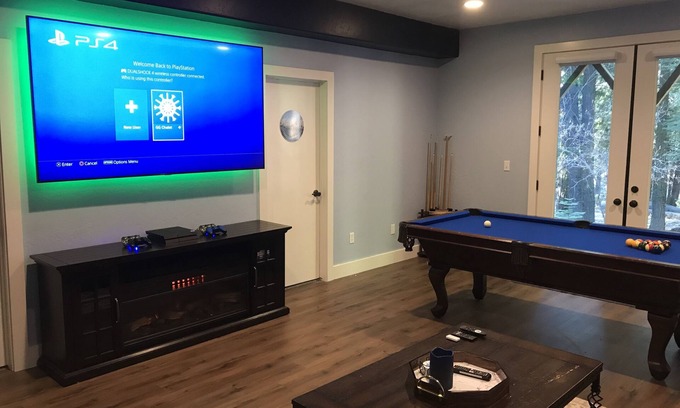 Shaver Lake Condo | GG's Chalet - 6 Bedrooms, 4 Baths, movie theatre, jetted tub, and pool table!