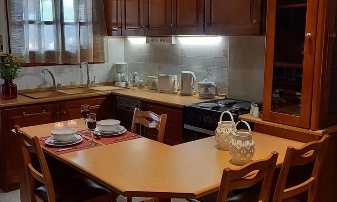 Vamos House | Giannis Traditional House
