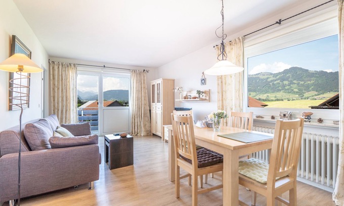 Tiefenberg Apartment | Giesdorf Apartment No. 35 - Apartment No. 35