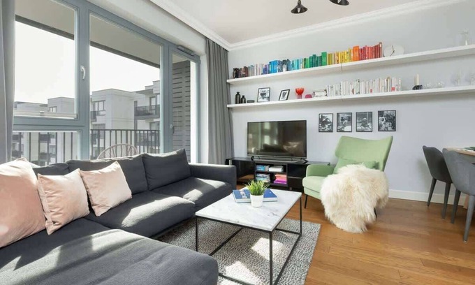 Wilanow Apartment | Gieysztora 4 | Stylish Apartment | Parking
