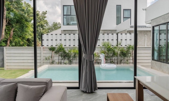 Bang Sare House | Gina Poolvilla90 Pattaya-Bangsaray beach