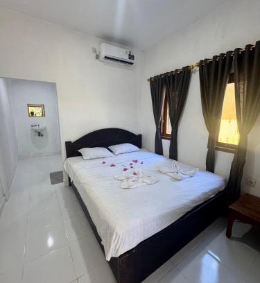 Labuhan Lombok Bed & Breakfast | Gina's Reading Homestay