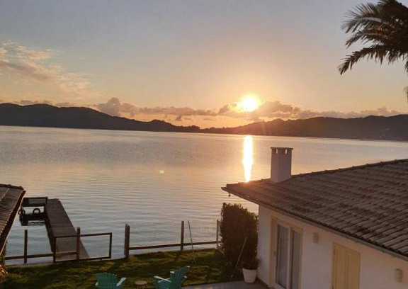 Lagoa da Conceicao House | Girassóis da Lagoa - Guesthouse