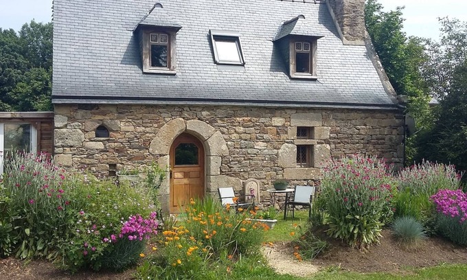 Treduder House | Gîte 3 pers. between Land and North Brittany Sea