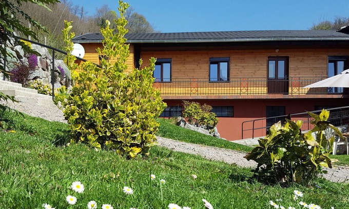 Hohrod House | Gite 3* : terrace, 1500 m² of garden, city center only 5 min on foot
