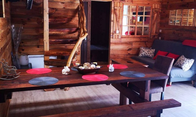 Mur-de-Sologne Ski Chalet | Gite a la Ferme