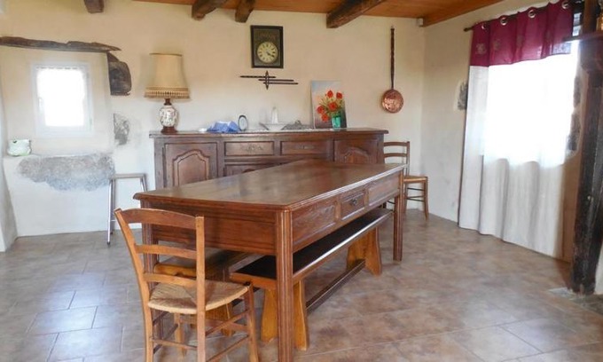 Sauvagnat House | GITE AMOUROUX