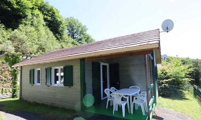 Arnac Cottage | Gite Arnac, 2 bedrooms, 5 persons