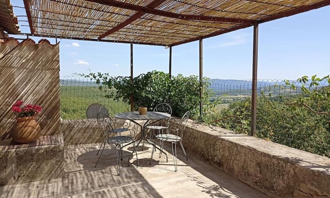 Montsalier House | Gite avec piscine "La maison de Valentine" en Provence
