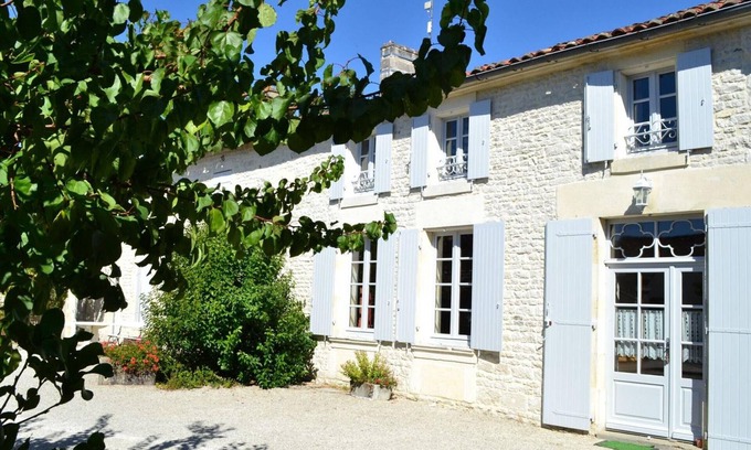 Breville Cottage | Gite Bréville, 3 bedrooms, 6 persons