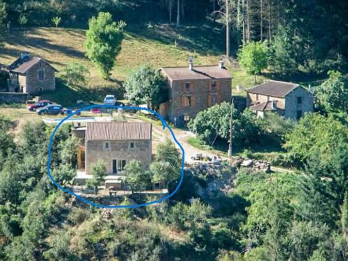 Montclar House | Gite Brousse le Chateau