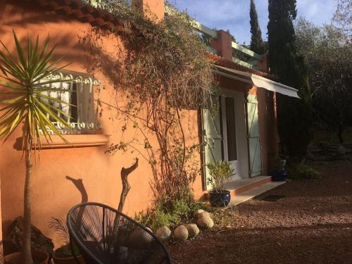 Peri House | Gite dans le maquis avec piscine privée
