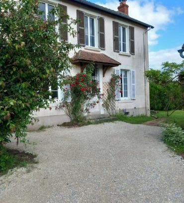 Avallon House | Gite de Chassigny