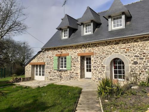 Poullaouen House | Gite de Kergoulas