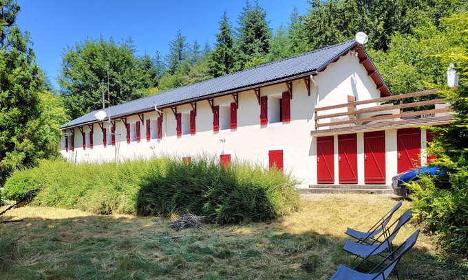 La Salvetat-sur-Agout House | Gîte du Gazel. Nature, space and cozy comfort in the heart of the woods