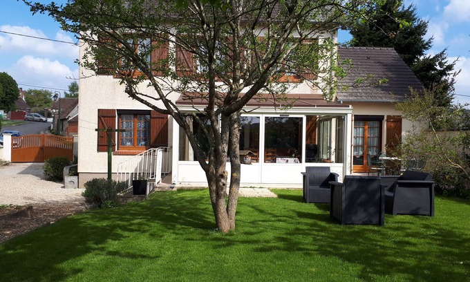 Vert-en-Drouais House | Gite du luat - 80km from Paris - 35km from Chartres or Evreux and 5km from Dreux