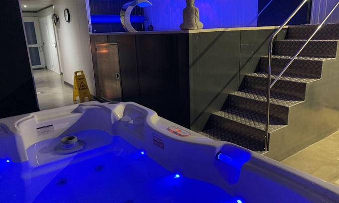 Equilly House | Gîte for 5 pers and 2 h private relaxation area included