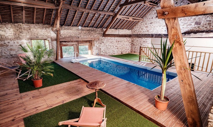 Saint-Dizier-les-Domaines House | Gite with private indoor pool and relaxation area. High-speed Wi Fi