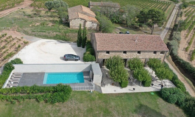Rieux-Minervois Cottage | Gite Grenache, communal heatable and fenced pool, surrounded by vineyards
