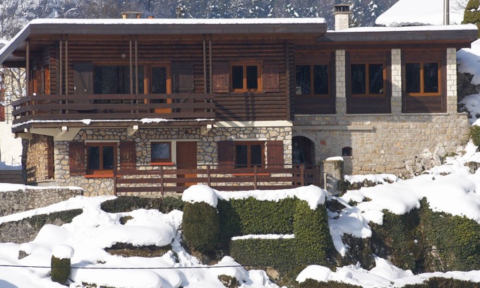 Syam House | Gite in a chalet with private sauna