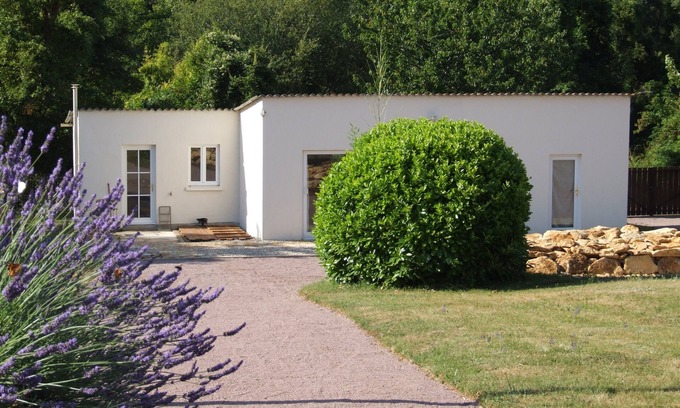 Cravans House | GITE IN LOVELY GROUNDS WITH SWIMMING POOL