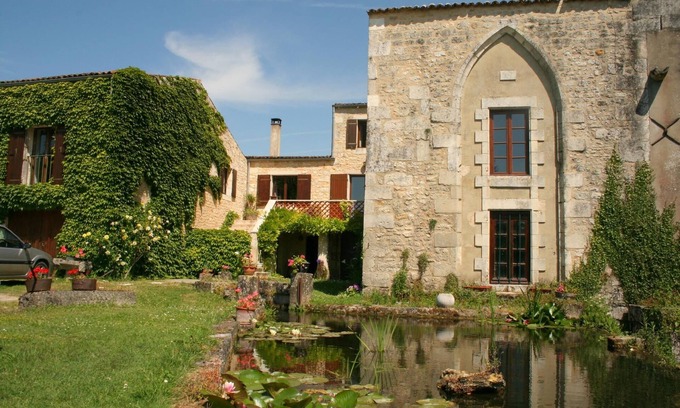 Annepont Cottage | 🏡Gîte insolite - water mill with swimming pool and large green park🌴🏊‍