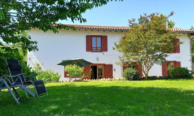 Beyrie-sur-Joyeuse House | Gite Jauberria, former farmhouse renovated in keeping with the old style