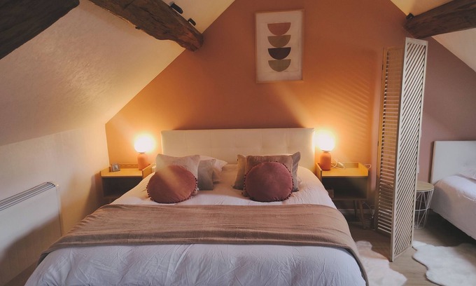 Tanlay Cottage | Gite "La belle époque" rated 3 stars.