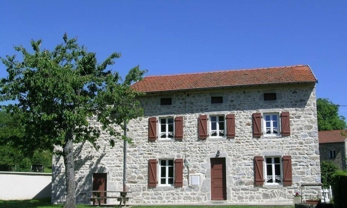 La Guillermie Cottage | Gite La Guillermie, 4 bedrooms, 14 persons