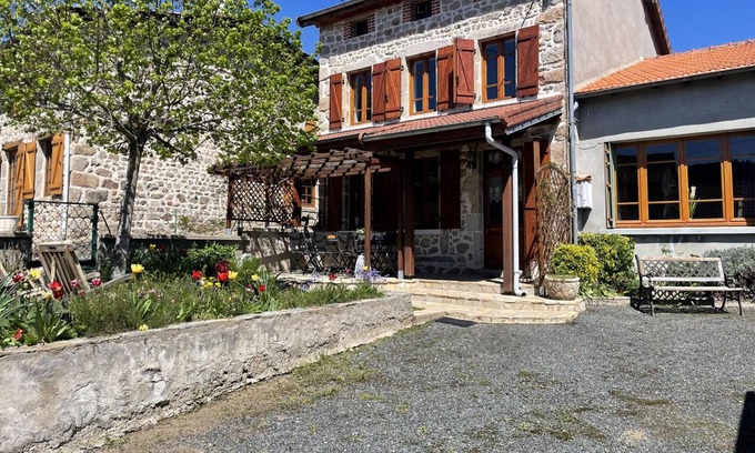 Laprugne Cottage | Gite Laprugne, 2 bedrooms, 6 persons