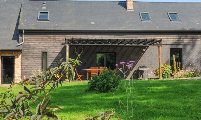 Le Hanouard House | Gite Le Hanouard, 3 bedrooms, 6 persons