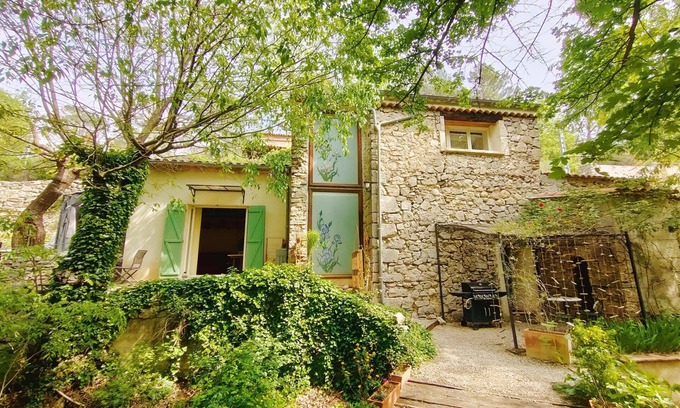 Callas House | Gite "le Riou" 2 Personnes, Jacuzzi en Option Callas-var-provence-verdon