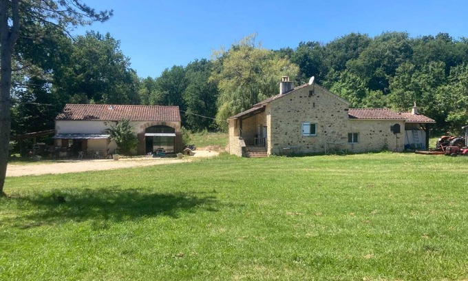 Montagnac-sur-Lede House | Gîte M, a pretty little 75 m2 stone house. (4/6 p)