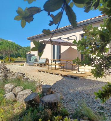 Moureze Villa | GITE Mourèzeva