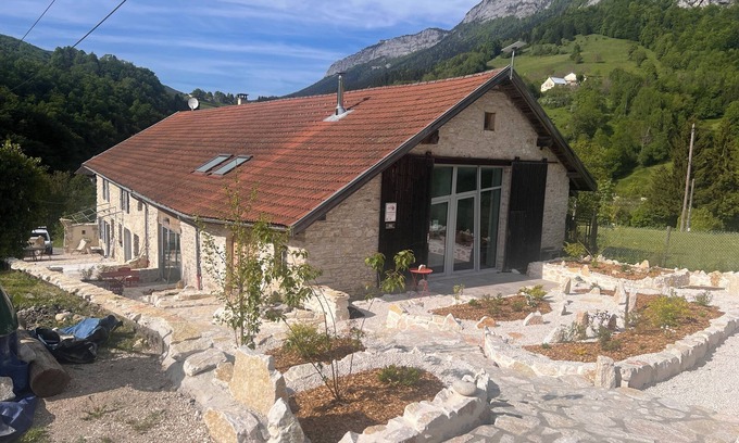 Rencurel Apartment | Gite-Nid L'oxalys 2* in the authentic Vercors near all amenities