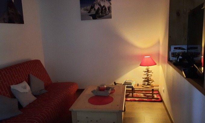 Marnaz Apartment | Gite Pas sans peinenJoli appartement indépendant au centre de la Haute-Savoie